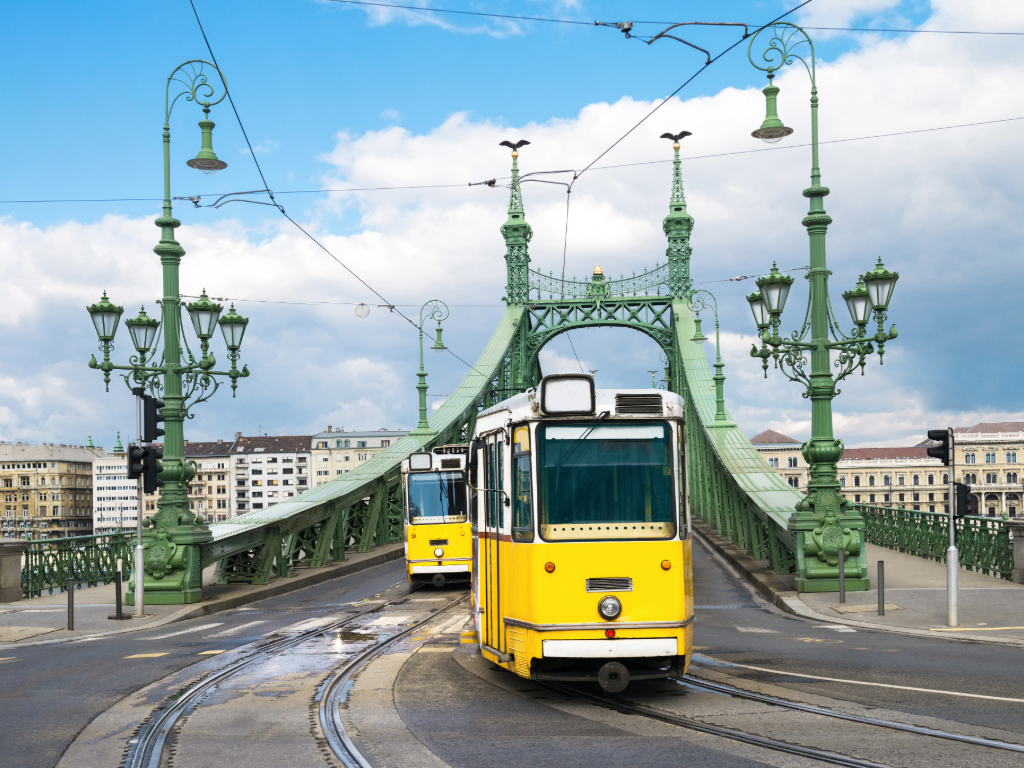 Forgalomtechnikai rendszerek es varosi zoldteruletek Hogyan hangolhatok ossze a kozlekedes es a fenntarthatosagi celok - orinionway.hu